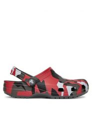 Crocs Klapki Geo Camo Clog 211009 Kolorowy. Zielone klapki i japonki męskie Crocs, bez wzorów, z tworzywa sztucznego. Za 209.99 zł.