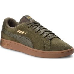 Sneakersy PUMA - Smash V2 364989 19 Forest Night/Forest Night. Zielone buty sportowe na co dzień męskie Puma, z materiału, eleganckie. W wyprzedaży za 179.00 zł.