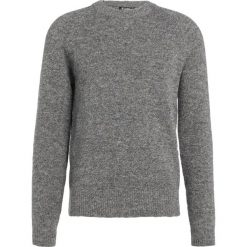 Tiger of Sweden HOLKAS Sweter grey street. Swetry męskie marki Tiger of Sweden. W wyprzedaży za 599.20 zł.