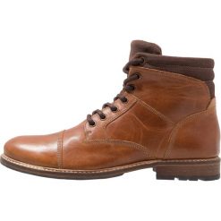 Pier One Botki sznurowane cognac. Sztyblety męskie marki Pier One. Za 379.00 zł.