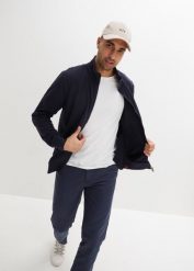 Bluza rozpinana ze stójką, z poliestru z recyklingu. Niebieskie bluzy rozpinane męskie bonprix, l, bez wzorów, ze skóry, bez ramiączek, bez kaptura. Za 119.99 zł.