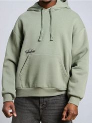 Bluza z kapturem Comfort Fit z haftem - zielony. Zielone bluzy z kapturem męskie Sinsay, l, bez wzorów, z kapturem. Za 59.99 zł.