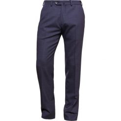 Armani Collezioni Spodnie garniturowe bleu navy. Eleganckie spodnie męskie marki Armani Collezioni. W wyprzedaży za 471.60 zł.