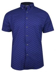 Niebieska Koszula Męska w Białe Kwiaty, Taliowana -TO-ON- Krótki Rękaw, Slim Fit, Motyw Florystyczny. Niebieskie koszule męskie TO-ON, m, bez wzorów, z bawełny, bez kołnierzyka, bez ramiączek. Za 109.00 zł.