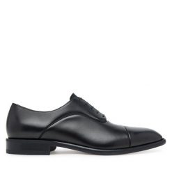 Półbuty BOSS. Czarne eleganckie półbuty męskie Boss, wizytowe, bez obcasa, bez zapięcia. Za 1,179.00 zł.