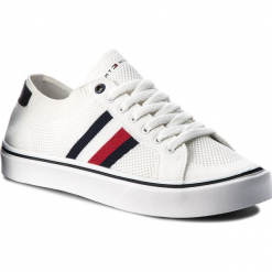 Tenisówki TOMMY HILFIGER - Lightweight Corporate Sneaker FM0FM01619 White 100. Białe trampki męskie Tommy Hilfiger, z gumy, eleganckie. Za 299.00 zł.