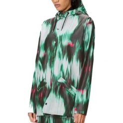 Kurtka RAINS JACKET W3 Zielony. Zielone kurtki męskie Rains, bez wzorów, z syntetyku, bez ramiączek, bez kaptura. Za 403.76 zł.
