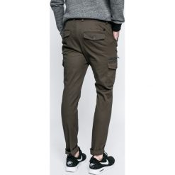 Casual Friday - Spodnie. Spodnie na co dzień męskie Casual Friday. W wyprzedaży za 129.90 zł.