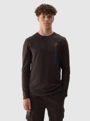 4F Longsleeve regular męski - brązowy L. Brązowe koszulki męskie z długim rękawem 4f, l, bez wzorów, z bawełny, klasyczne, bez kołnierzyka, bez ramiączek. W wyprzedaży za 39.99 zł.
