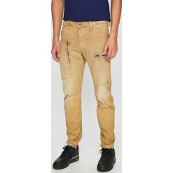G-Star Raw - Spodnie. Spodnie na co dzień męskie marki G-Star Raw. W wyprzedaży za 499.90 zł.