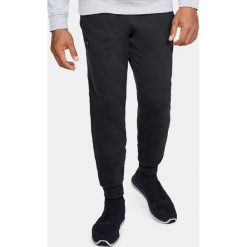 Under Armour Spodnie męskie Rival Fleece Jogger M czarne r. S (1320740-001). Długie spodnie sportowe męskie Under Armour. Za 143.97 zł.