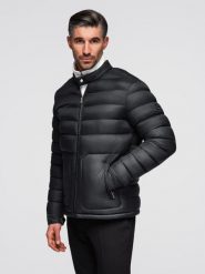 Pikowana klasyczna kurtka męska ze stójką – czarna V1 - Rozmiar: M. Czarne kurtki męskie Ombre Clothing, m, bez wzorów, z materiału, klasyczne, bez ramiączek, bez kaptura. Za 339.99 zł.