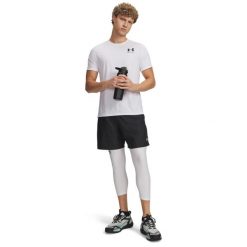Spodenki fitness męskie Under Armour Tech™ Woven. Czarne szorty sportowe męskie Under Armour, bez wzorów, z materiału, sportowe. Za 129.99 zł.