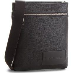 Saszetka CALVIN KLEIN JEANS - Pebble Flat Pack K40K400401 001. Saszetki męskie Calvin Klein Jeans. W wyprzedaży za 269.00 zł.