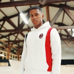 Bluza z kapturem AC Milan męska. Białe bluzy z kapturem męskie AC MILAN, m, bez wzorów, z kapturem. Za 219.99 zł.