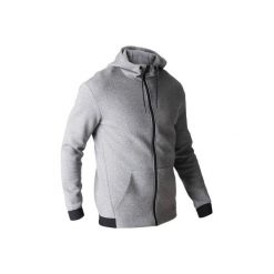 Bluza na zamek z kapturem Gym & Pilates 560 męska. Bluzy z kapturem męskie marki DOMYOS. Za 109.99 zł.