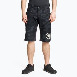 Spodenki rowerowe męskie Endura Singletrack II Short. Czarne szorty sportowe męskie ENDURA, bez wzorów. Za 299.99 zł.