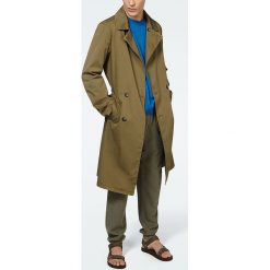 Trencz "Briosatte" w kolorze khaki. Płaszcze męskie marki American Vintage. W wyprzedaży za 365.95 zł.
