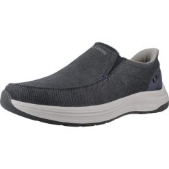 Buty SKECHERS SLIP-INS DECKLAN GULLIVER Niebieski. Niebieskie buty trekkingowe męskie Skechers, bez wzorów, z tkaniny, bez zapięcia, trekkingowe, skechers sport. Za 364.99 zł.