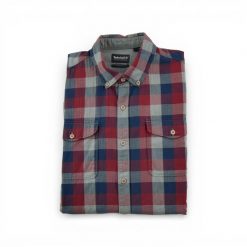 Second life - Męska klasyczna koszula w kratę - Stan dobry. Czerwone koszule męskie Timberland, m, bez wzorów, bez kołnierzyka, bez ramiączek. Za 97.94 zł.