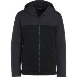 Vaude GODHAVN PADDED Kurtka Outdoor phantom black. Czarne kurtki outdoor męskie Vaude, z materiału. W wyprzedaży za 419.50 zł.