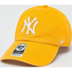 47brand - Czapka New York Yankees. Pomarańczowe czapki męskie 47brand, z haftami, z bawełny. Za 99.90 zł.