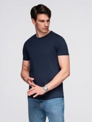 Klasyczny T-shirt męski bawełniany BASIC - granatowy V2 - Rozmiar: S. Niebieskie t-shirty męskie Ombre Clothing, m, bez wzorów, z bawełny, bez kołnierzyka, bez ramiączek. W wyprzedaży za 29.99 zł.