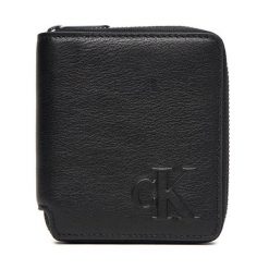 Portfel Calvin Klein. Czarne portfele męskie Calvin Klein, bez wzorów. Za 219.99 zł.