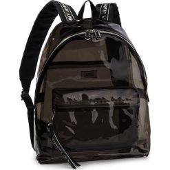 Plecak TOMMY JEANS - Tju Logo Tape Backpack Tran AU0AU00580 002. Plecaki męskie marki Tommy Jeans. W wyprzedaży za 389.00 zł.