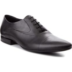 Półbuty GINO ROSSI - Amon MPV461-G92-E100-9900-0 99. Eleganckie półbuty męskie marki Gino Rossi. W wyprzedaży za 229.00 zł.