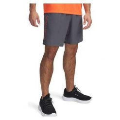 Spodenki treningowe męskie Under Armour Woven Wordmark. Szare szorty sportowe męskie Under Armour, bez wzorów, sportowe. Za 111.41 zł.