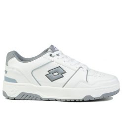 Buty męskie sportowe do chodzenia Lotto BOXSCORE. Białe buty do biegania męskie Lotto, bez wzorów, bez zapięcia, trekkingowe. Za 149.00 zł.