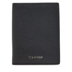 Portfel Calvin Klein. Czarne portfele męskie Calvin Klein, bez wzorów. Za 199.99 zł.