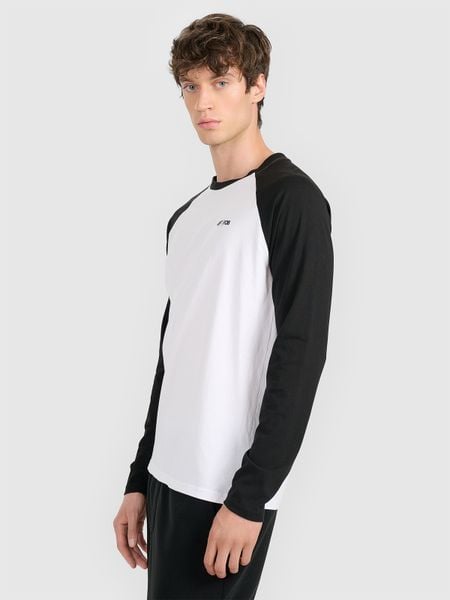 4F Longsleeve regular z nadrukiem męski - biały L. Białe koszulki męskie z długim rękawem 4f, l, bez wzorów, bez kołnierzyka, bez ramiączek. Za 79.99 zł.