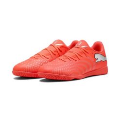 Buty piłkarskie unisex FUTURE 9 PLAY Indoor PUMA. Białe buty do biegania męskie Puma, bez wzorów, bez zapięcia, do biegania. Za 269.00 zł.