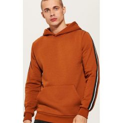 Bluza z lampasami - Brązowy. Bluzy nierozpinane męskie marki House. W wyprzedaży za 49.99 zł.