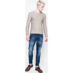 Review - Sweter. Swetry męskie Review. W wyprzedaży za 79.90 zł.