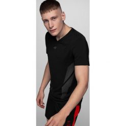 Koszulka piłkarska męska 4F Football Team TSMF292 - głęboka czerń. Bielizna termoaktywna męska marki 4f. Za 79.99 zł.