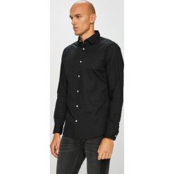 Jack & Jones - Koszula. Czarne koszule męskie Jack & Jones, z bawełny, z klasycznym kołnierzykiem, z długim rękawem. W wyprzedaży za 89.90 zł.