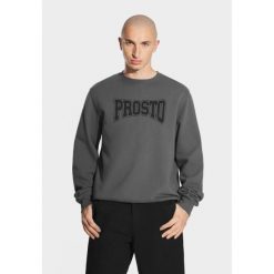 Bluza sportowa męska Prosto College bez kaptura. Czarne bluzy nierozpinane męskie Prosto., m, bez wzorów, sportowe, bez ramiączek, bez kaptura. Za 249.99 zł.