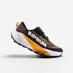 Buty do biegania w terenie męskie Kiprun Kipsummit Max. Brązowe buty do biegania męskie KIPRUN, bez wzorów, bez zapięcia, do biegania. Za 599.99 zł.