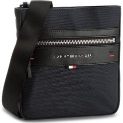 Saszetka TOMMY HILFIGER - Elvated Mini Crossover AM0AM02965 413. Saszetki męskie marki Tommy Hilfiger. Za 349.00 zł.