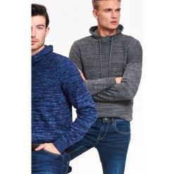 SWETER MĘSKI Z WYWIJANYM GOLFEM. Swetry męskie marki TOP SECRET. W wyprzedaży za 39.99 zł.