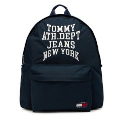 Plecak Tommy Jeans. Niebieskie plecaki męskie Tommy Jeans, bez wzorów, z jeansu. Za 299.99 zł.