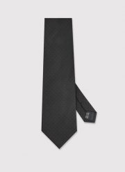 PAKO LORENTE – Jedwabny czarny krawat z monogramem PL. Czarne krawaty i muchy męskie Pako Lorente, bez wzorów, z jedwabiu. Za 149.99 zł.