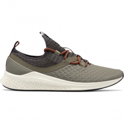 New Balance MLAZRHM. Buty do biegania męskie marki New Balance. W wyprzedaży za 199.99 zł.
