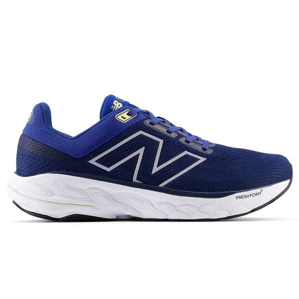 Buty męskie New Balance Fresh Foam 860 v14 M86014E – granatowe. Niebieskie buty do biegania męskie New Balance, bez wzorów, z materiału, bez zapięcia, do biegania. Za 749.99 zł.