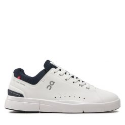Buty do biegania On. Białe buty do biegania męskie On, bez wzorów, bez zapięcia, do biegania. Za 599.99 zł.