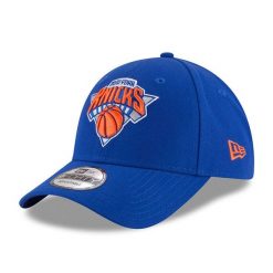 Czapka z daszkiem New Era NBA New York Knicks. Niebieskie czapki męskie New Era, bez wzorów, sportowe. Za 177.00 zł.