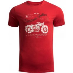 T-shirt męski TSM611 - czerwony - Outhorn. T-shirty męskie Outhorn. W wyprzedaży za 29.99 zł.